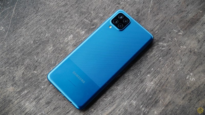 Samsung Galaxy A12 đã chính thức đến tay người dùng Việt Nam Samsung Galaxy A12 đã chính thức đến tay người dùng Việt Nam