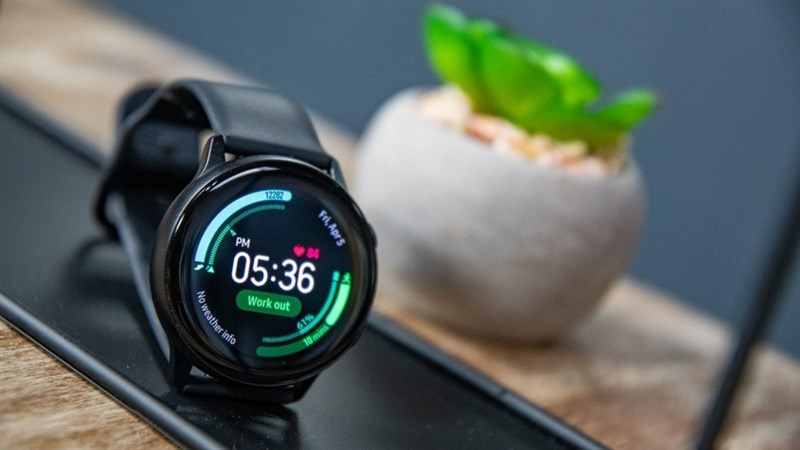 Cận cảnh thiết kế của Galaxy Watch Active 2