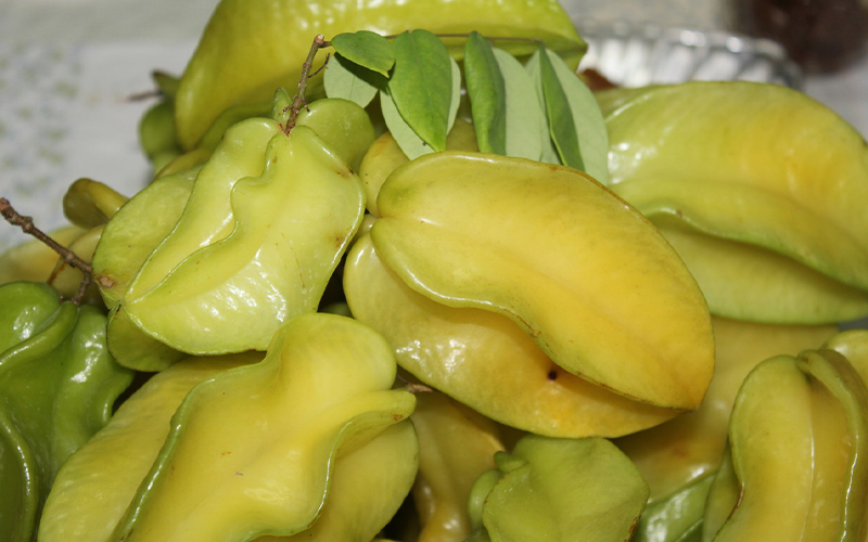 Nguyên liệu làm nước rửa chén từ quả khế Nguyên liệu làm nước rửa chén từ quả khế