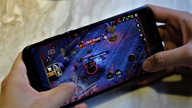 Snapdragon 480 5G hỗ trợ màn hình với độ phân giải tối đa lên tới FHD+ (2520 x 1080), tần số quét 120Hz cung cấp nội dung sắc nét cùng tốc độ hình ảnh nhanh và mượt mà.