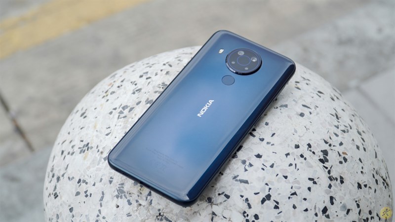 Thiết kế tổng thể của Nokia 5.4