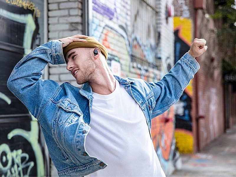 Sony WF-XB700 có tính ổnđịnh cao và phạm vi kết nối siêu rộng Sony WF-XB700 có tính ổnđịnh cao và phạm vi kết nối siêu rộng