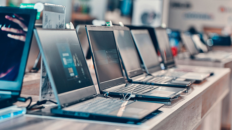 Thị trường laptop và smartphone thế giới trong năm 2021