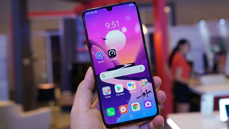 Vsmart Aris 5G Pro xuất hiện với thiết kế sang trọng cùng 3 camera sau Vsmart Aris 5G Pro xuất hiện với thiết kế sang trọng cùng 3 camera sau
