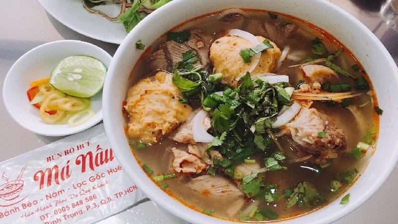 Bún bò Huế Má Nấu