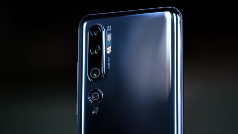 Hai ống kính tele sẽ mang lại hình ảnh chất lượng cao trên nhiều dải tiêu cự. 