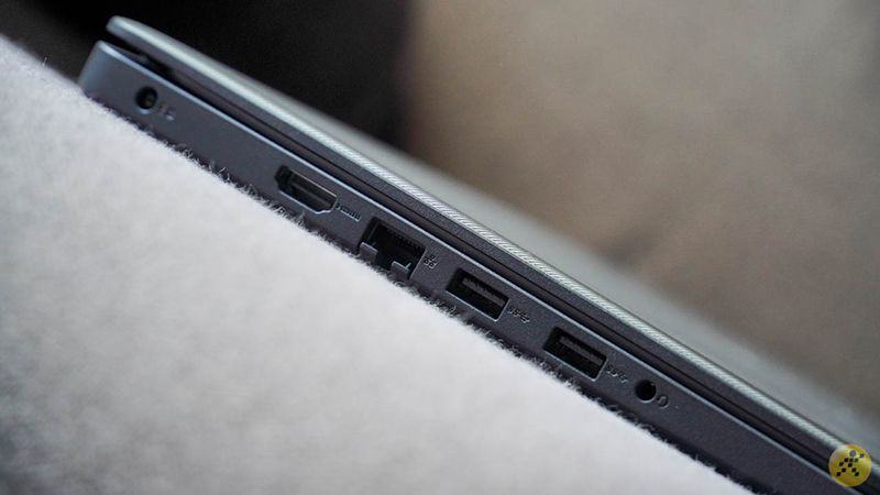 Cạnh trái của Dell Vostro 3401