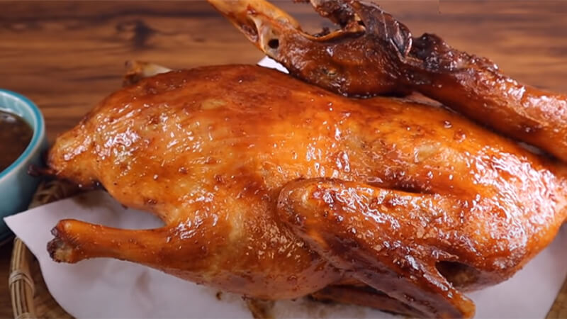 How to make roasted duck with a delicious pan, crispy skin, fragrant nose