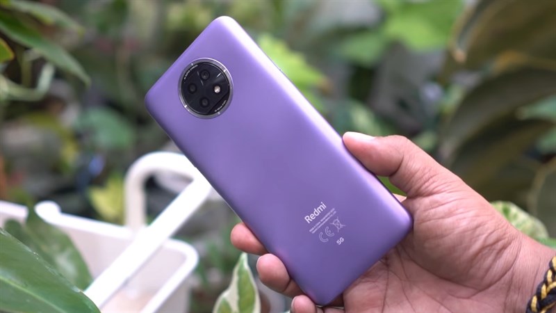 Mặt sau với cụm 4 camera của Redmi Note 9T 5G