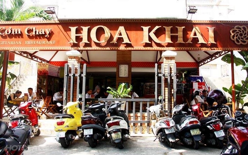 Quán chay Hoa Khai nằm ở đường Nguyễn Cư Trinh, quận 1