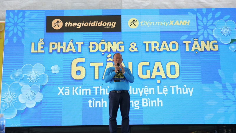 Thế Giới Di Động khởi động 'Tết sẻ chia', trao tặng 1.000 tấn gạo Thế Giới Di Động khởi động 'Tết sẻ chia', trao tặng 1.000 tấn gạo