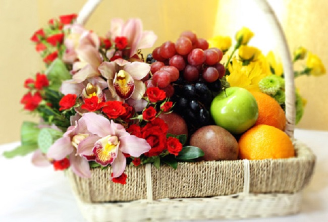 Cách chọn mua giỏ quà trái cây cho dịp Tết Nhâm Dần 2022 > Giỏ trái cây có mức giá phải chăng