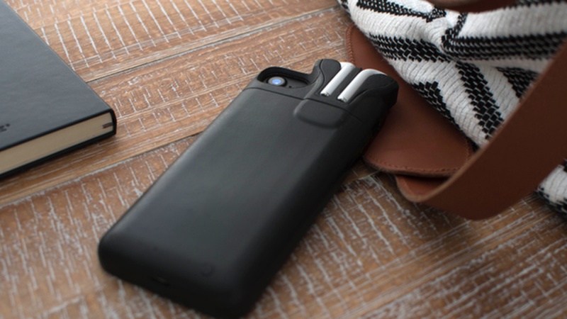 Apple được cấp bằng sáng chế ốp lưng iPhone rất tiện dụng, có khoang chứa và sạc cho tai nghe AirPods