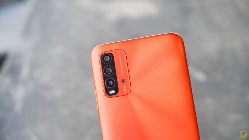 Xiaomi Redmi 9T được trang bị hệ thống lên đến 4 camera.