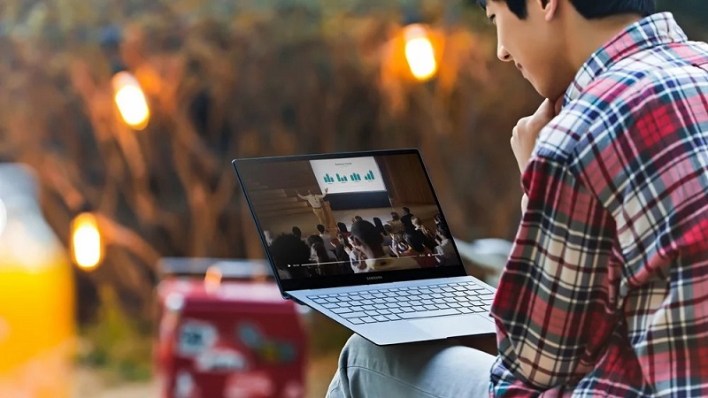 Cạnh tranh với nhà Táo, Samsung cũng sẽ đưa vi xử lý Exynos tích hợp vào máy tính trong tương lai Cạnh tranh với nhà Táo, Samsung cũng sẽ đưa vi xử lý Exynos tích hợp vào máy tính trong tương lai