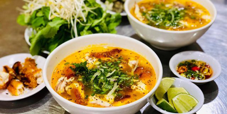 Món bánh canh cá lóc ở Đà Lạt