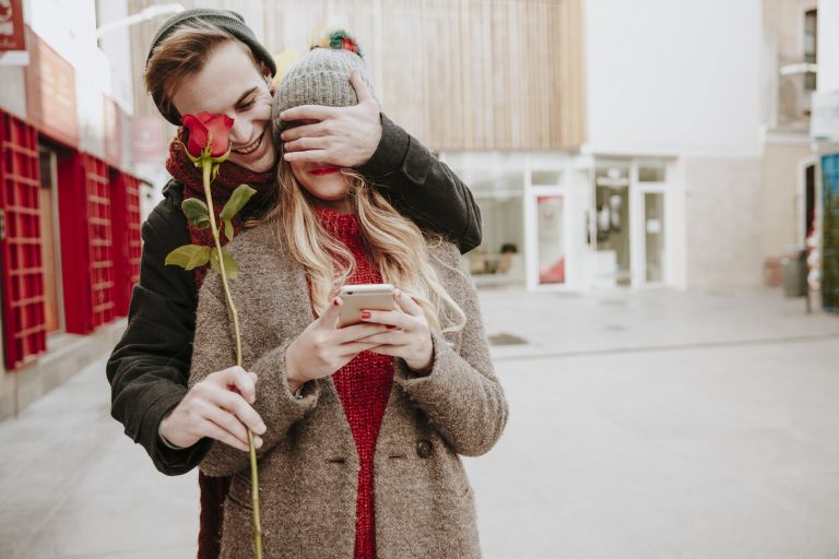 Bỏ túi 15 cách hẹn hò vừa tiết kiệm vừa lãng mạn trong ngày Valentine