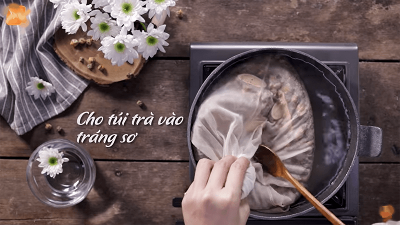 Tráng sơ trà hoa cúc la hán quả