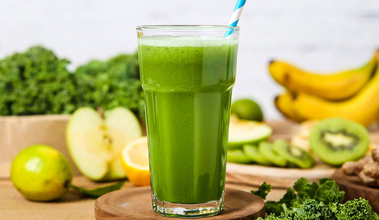 7 công thức nước ép cải kale giúp da sáng dáng xinh