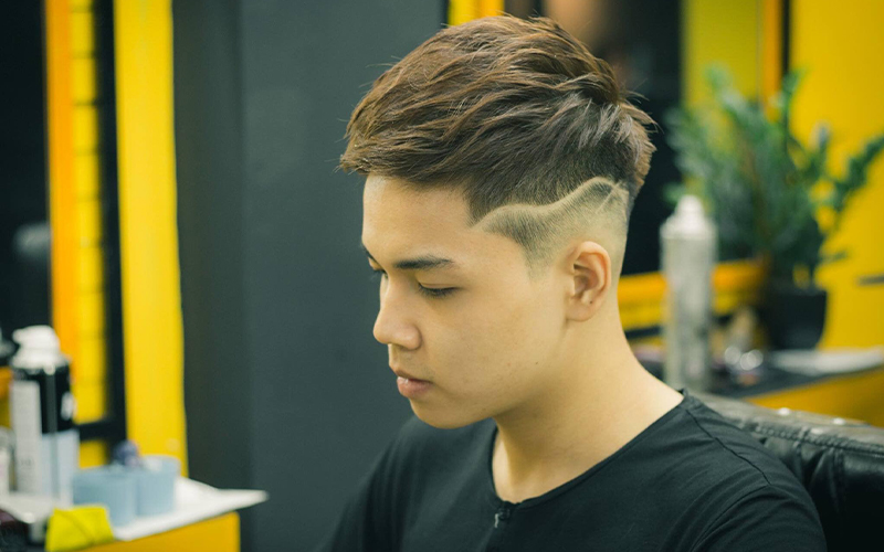 Tóc mohican nhuộm nâu hạt dẻ