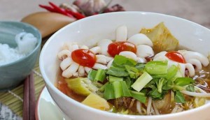 Cách nấu canh chua mực vừa lạ miệng lại cực kỳ hao cơm