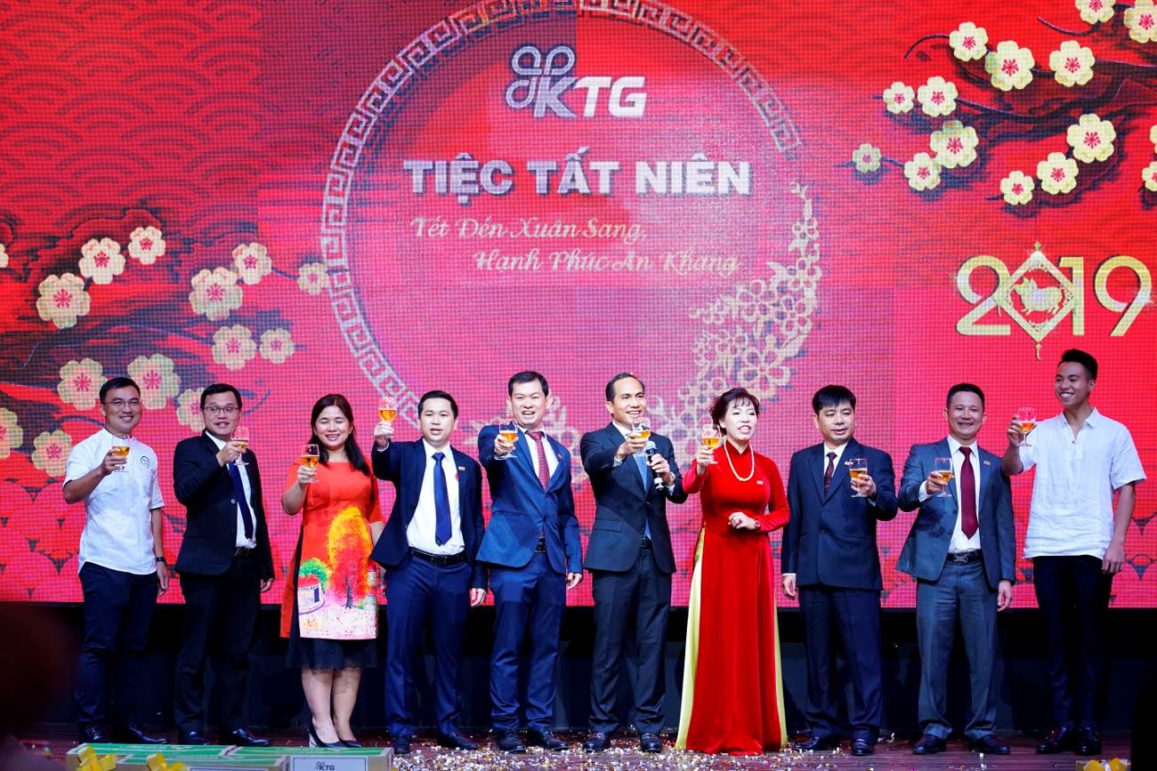 4 ý nghĩa tiệc tất niên công ty không phải ai cũng biết