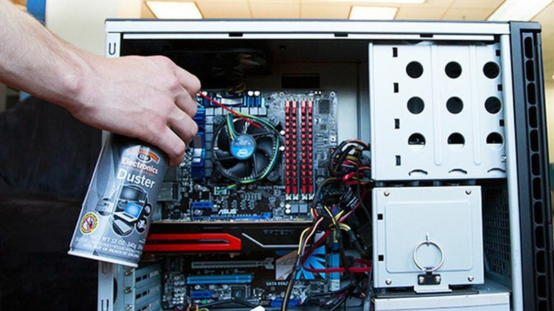 vệ sinh linh kiện máy tính tính