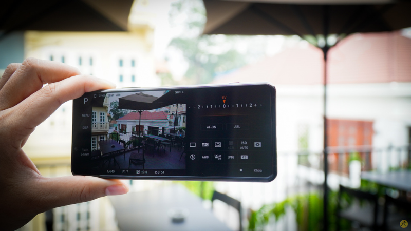 Giao diện phần mềm Photo Pro trên Xperia 5 Mark II.