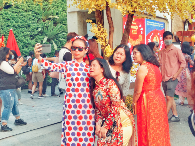 Một Sài Gòn vui Tết dưới ống kính Samsung Galaxy A02s Một Sài Gòn vui Tết dưới ống kính Samsung Galaxy A02s