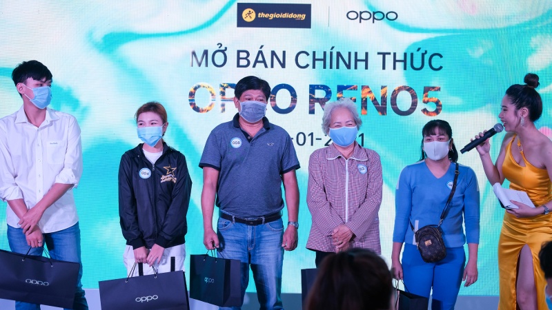 Tháng 1/2021: Ấn tượng với doanh số hơn 70.000 máy, OPPO Reno5 trở thành chiếc smartphone bán chạy nhất Việt Nam Tháng 1/2021: Ấn tượng với doanh số hơn 70.000 máy, OPPO Reno5 trở thành chiếc smartphone bán chạy nhất Việt Nam