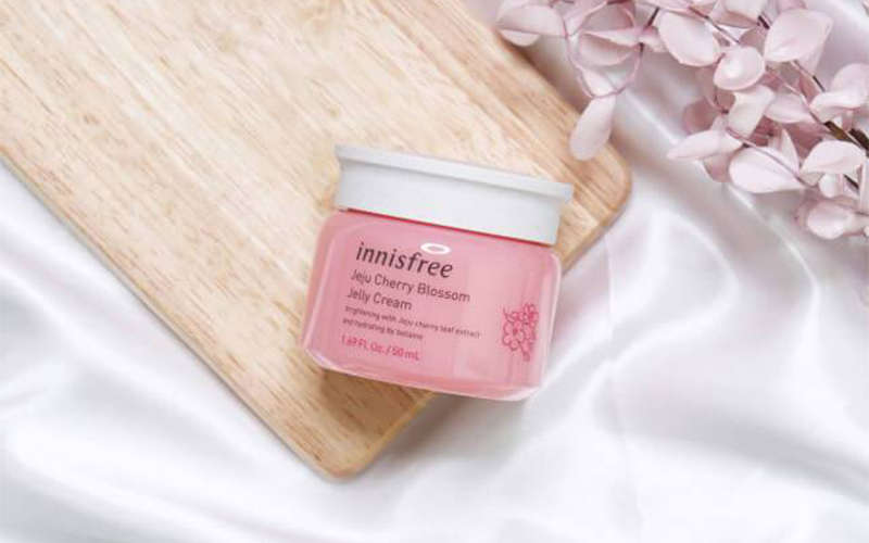 Innisfree Jeju Cherry Blossom Jelly Cream