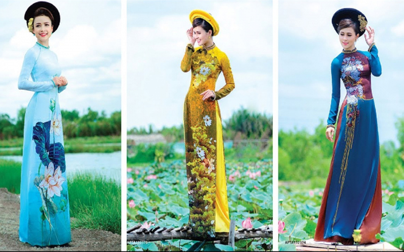 Áo dài tết: Áo dài tết là trang phục truyền thống đẹp nhất của người phụ nữ Việt Nam. Hãy ngắm nhìn những bức ảnh về áo dài tết, với những chi tiết tỉ mỉ, màu sắc lộng lẫy chắc chắn sẽ cuốn hút bạn ngay từ lần đầu tiên.