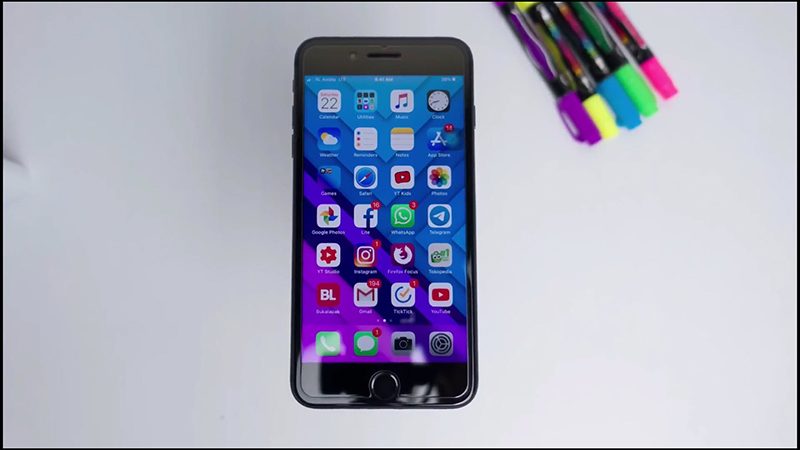 iPhone SE Plus has a large, flawless screen iPhone SE Plus has a large, flawless screen