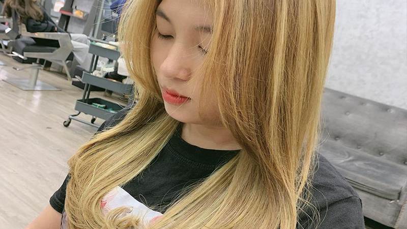 Thiết kế tóc tóc vàng highlight màu gì đẹp Cho kiểu tóc nổi bật