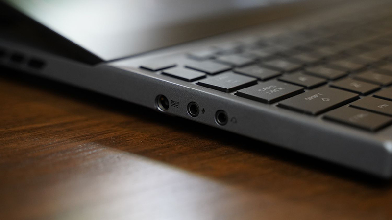 asus rog zephyrus duo 15