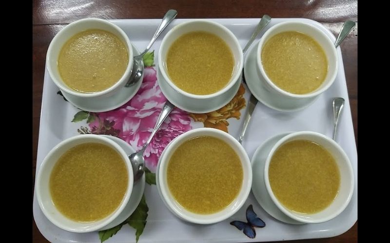 Hue’s mother shows how to make delicious millet tea in the right way