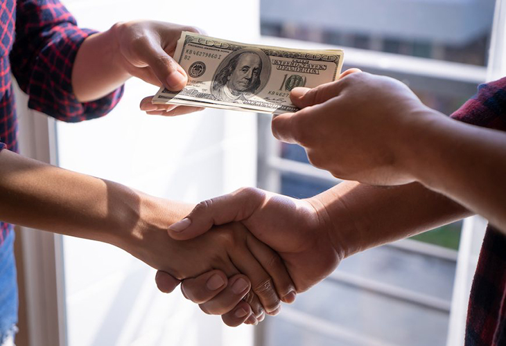 câu nói hay giữa đồng tiền và tình bạn