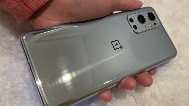OnePlus 9 Pro lộ ảnh thực tế, sử dụng camera đến từ thương hiệu nổi tiếng Hasselblad OnePlus 9 Pro lộ ảnh thực tế, sử dụng camera đến từ thương hiệu nổi tiếng Hasselblad