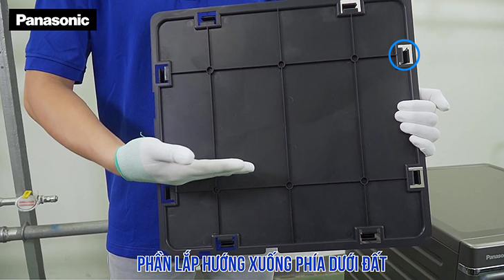 Hướng dẫn lắp đặt tấm bọc đáy mặt giặt cửa trước của Panasonic