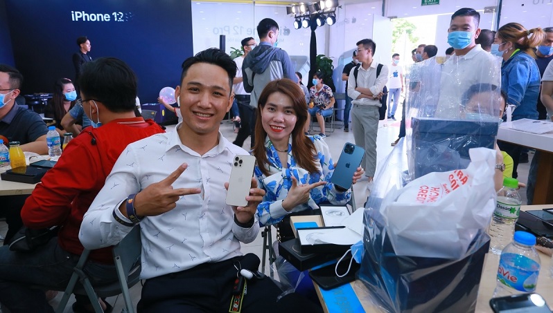 Dịch bệnh, kinh tế suy giảm nhưng Apple vẫn thản nhiên tăng trưởng doanh số dù chỉ bán các điện thoại giá flagship