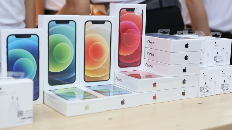 Dịch bệnh, kinh tế suy giảm nhưng Apple vẫn thản nhiên tăng trưởng doanh số dù chỉ bán các điện thoại giá flagship