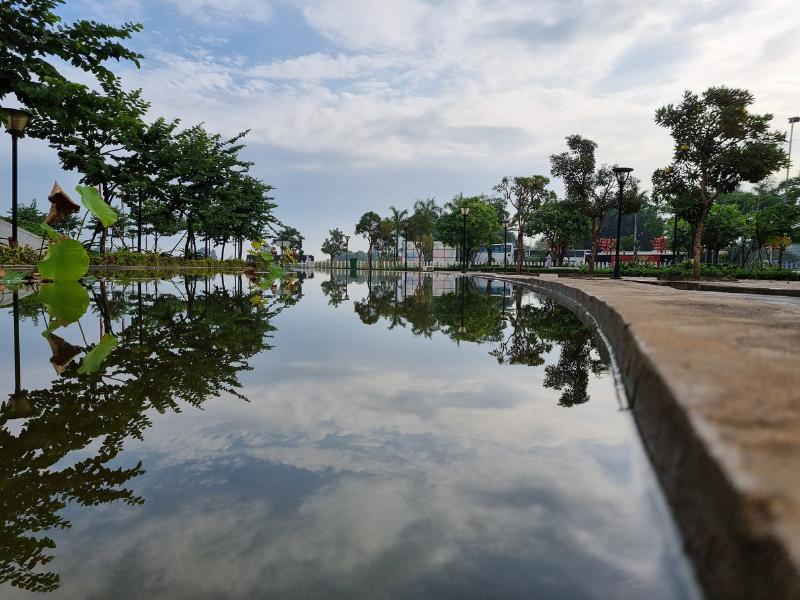 Ảnh chụp trên Galaxy S21+ 5G trong điều kiện đầy đủ sáng. (Nguồn: Digitaltrend).