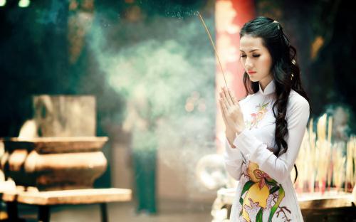  Rằm tháng Giêng là một trong 4 ngày lễ lớn trong năm của người Việt, đặc biệt, Phật tử thường viếng chùa, lễ Phật cầu gia đạo bình an