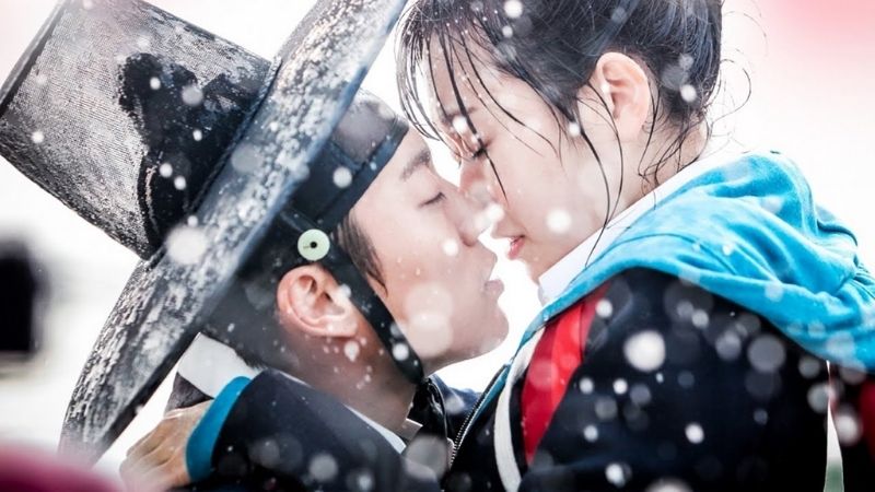 Splash Splash Love - Tình yêu bóng nước