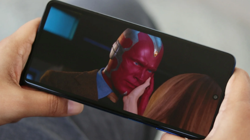 Màn hình Galaxy F62 có màu sắc khá sinh động, chi tiết sắc nét, kích thước to giải trí rất đã. (Nguồn: Sammobile).