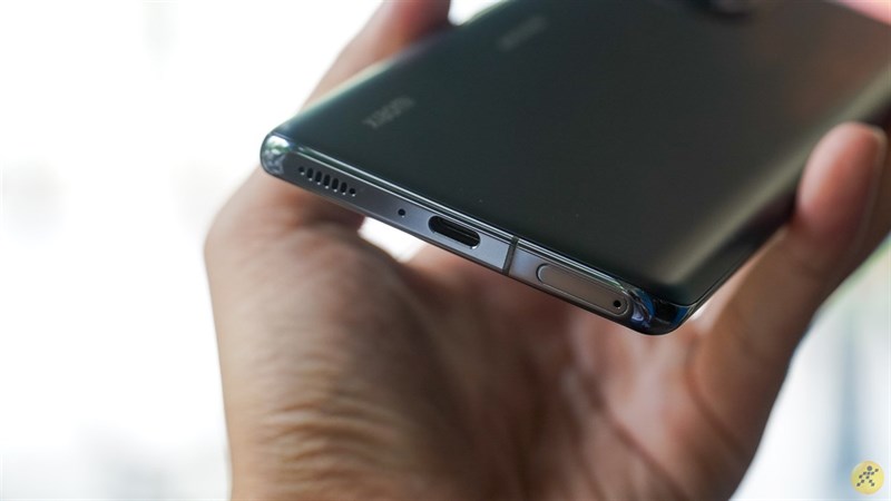 Cạnh dưới của Mi 11 5G