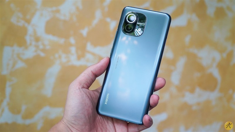 Thiết kế Mi 11 5G