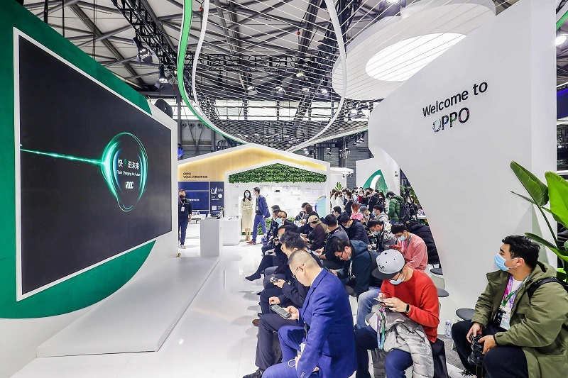 OPPO hợp tác với nhiều nhà sản xuất, mang sạc nhanh VOOC đến mọi nơi OPPO hợp tác với nhiều nhà sản xuất, mang sạc nhanh VOOC đến mọi nơi
