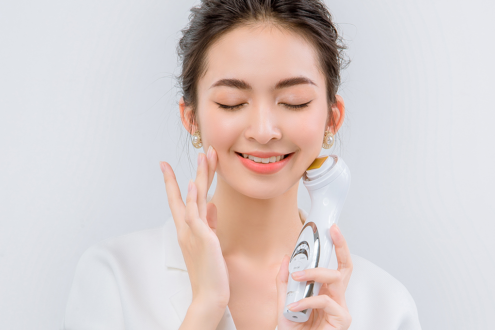 Máy massage mặt Máy massage mặt