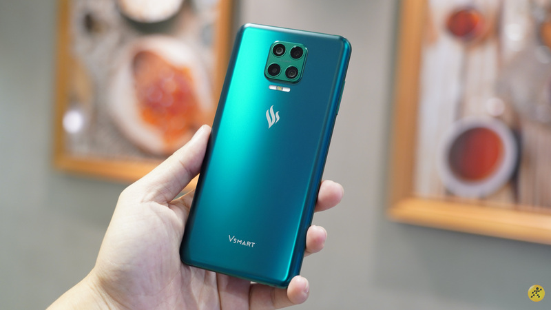 TOP 5 smartphone có thiết kế mỏng nhẹ, mặt lưng nhám bám tay, với giá bán chưa tới 9 triệu đồng mà bạn có thể lựa chọn